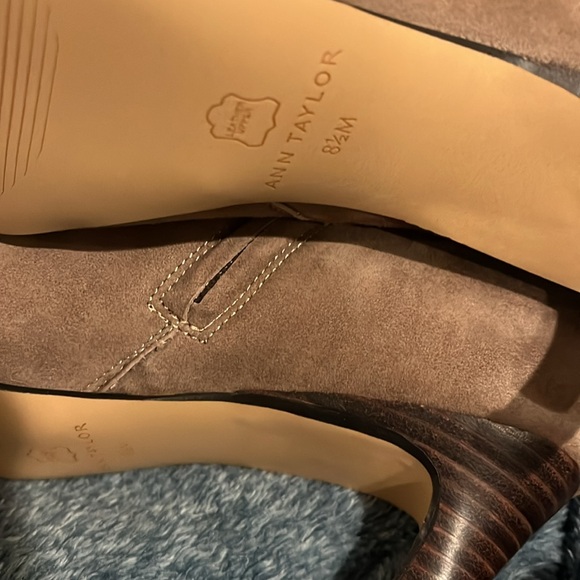 Ann Taylor suede kitten heel booties - Picture 5 of 6